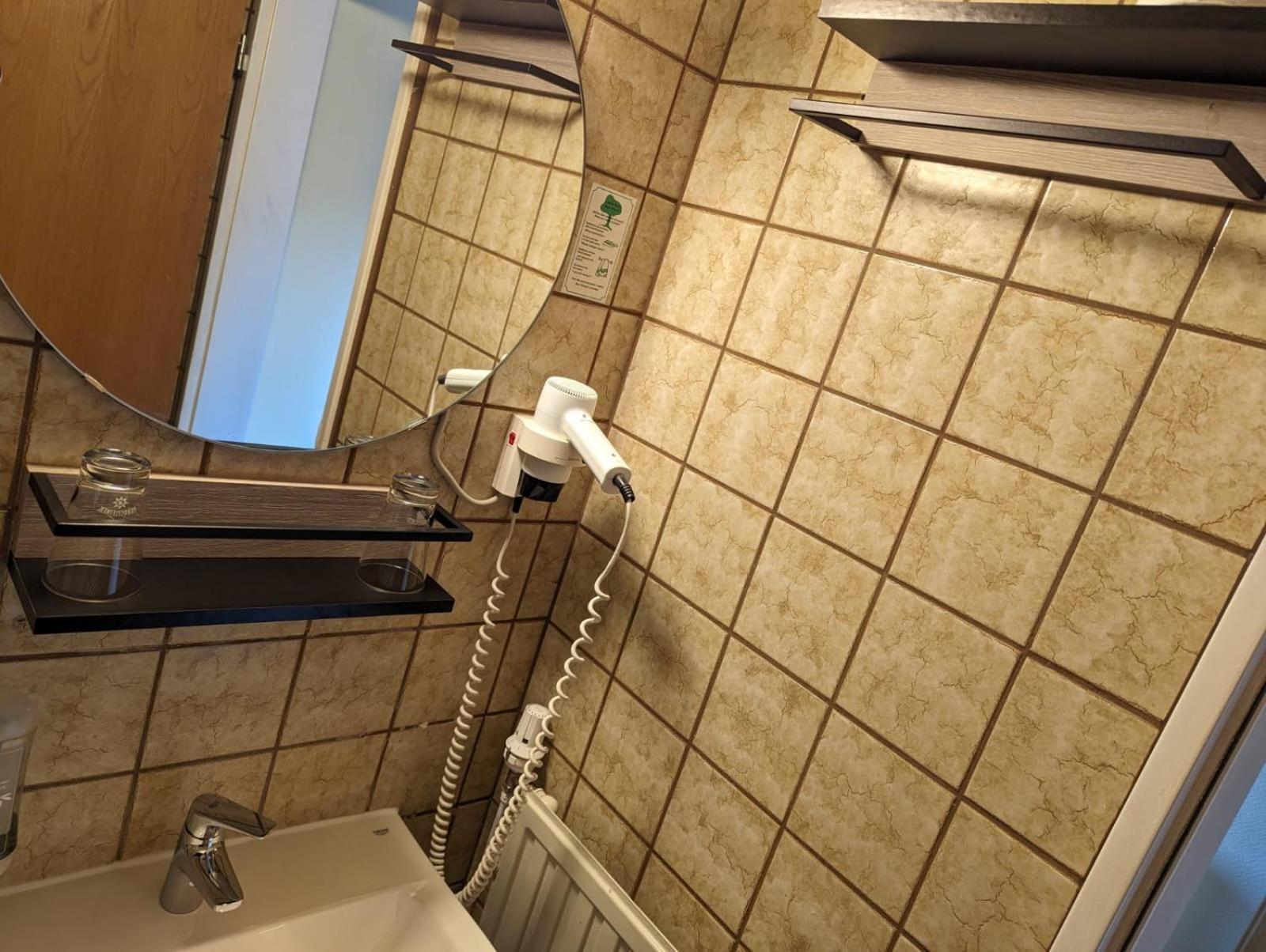 Hotel-Restaurant Hubertus Brome Ngoại thất bức ảnh