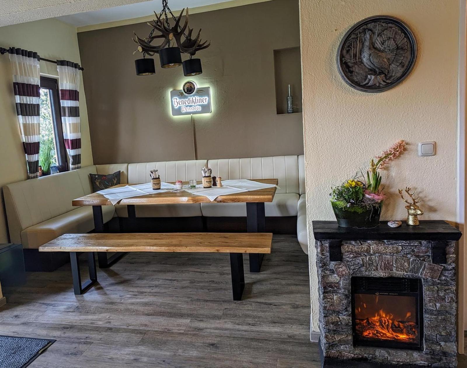 Hotel-Restaurant Hubertus Brome Ngoại thất bức ảnh